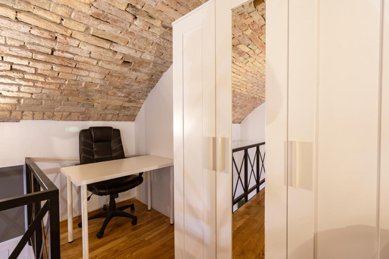 Modern Stylish Apartment @ Superb Central Location Budapest Kültér fotó